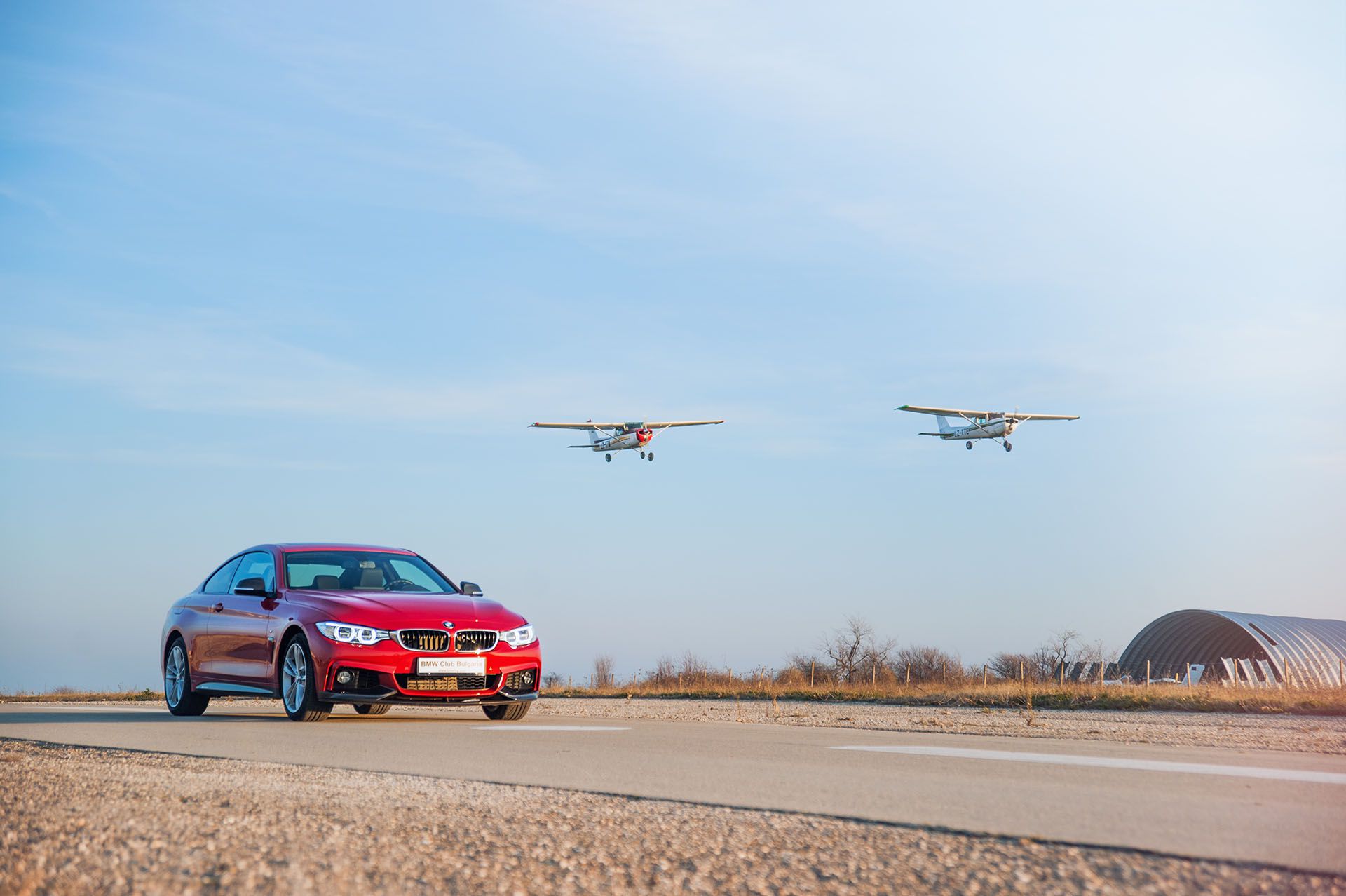 BMW 440i xDrive M Performance Edition RED – на една крачка от М4